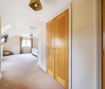 5 bedroom detached house to rent - Photo 1