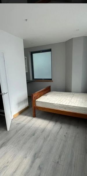 Studio Flat, Poplar, E14 - Photo 1