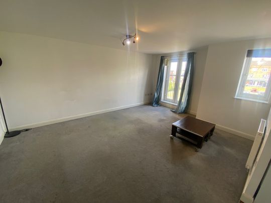 Pearsons Way, Leeds, Seacroft - Photo 1