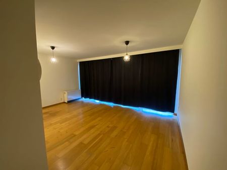 Appartement te huur - foto 4