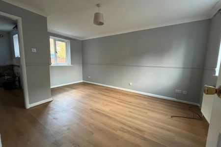 Kitchener Street - Photo 3