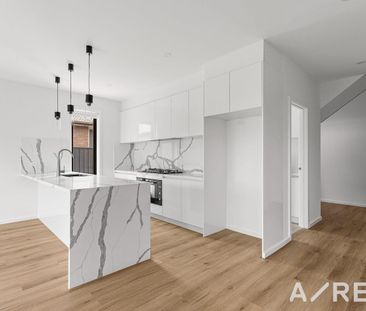 Exceptional Space & Modern Design - Photo 3