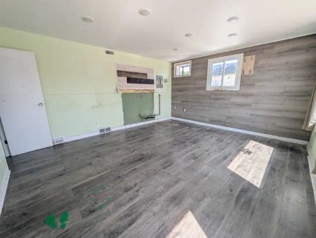 320 Thorold Road — Commercial Unit - Photo 4