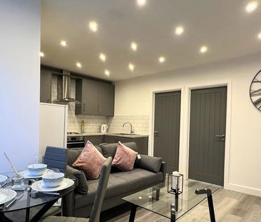 2 bedroom flat to rent - Photo 5