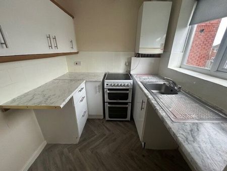 ., Wall Street, Blackpool - Photo 3