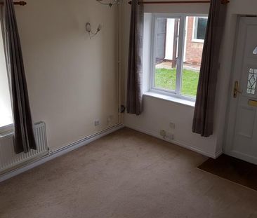 1 bedroom semi-detached house to rent - Photo 1