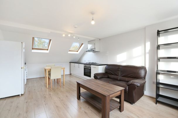 1 Bed Flat, Gordon Road, W5 - Photo 1