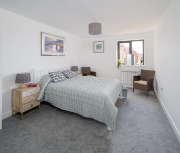 2 bedroom flat to rent - Photo 3