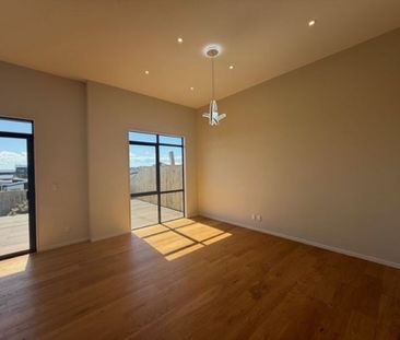 Beachlands - Photo 2