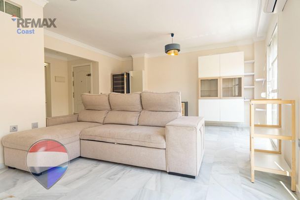 Piso de alquiler en Avenida Rosaleda, La Goleta - San Felipe Neri - Photo 1