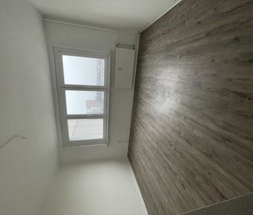 Großzügig geschnittene 3 Zimmer Wohnung mit Balkon! - Photo 1