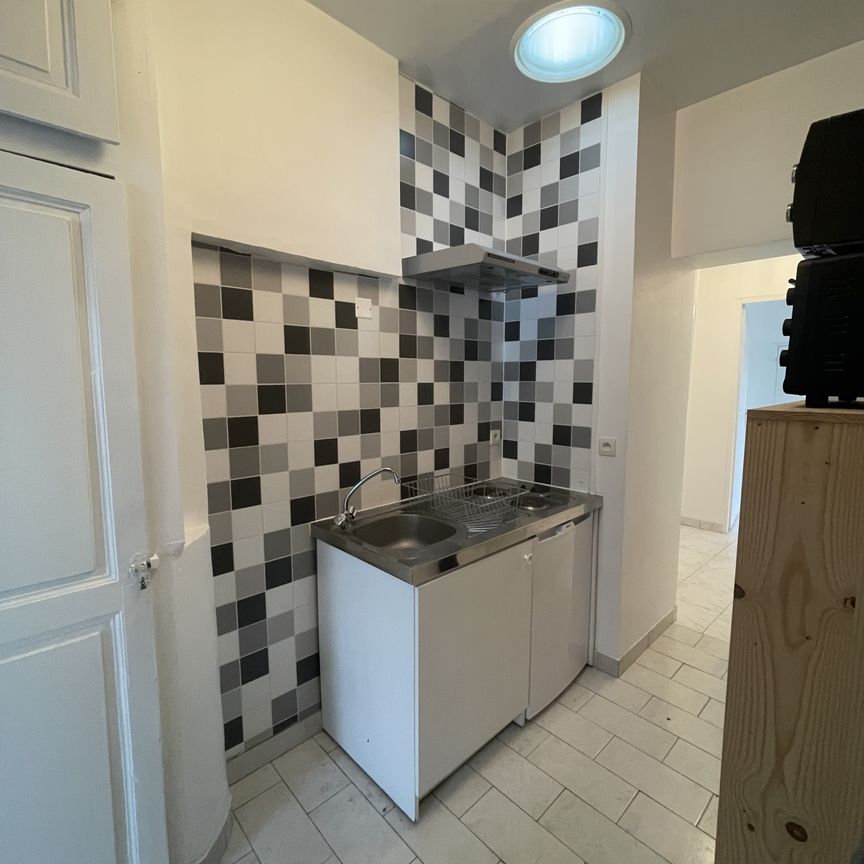 Location Appartement 2 pièces 31m² CHATEAUDUN 28200 - Photo 1