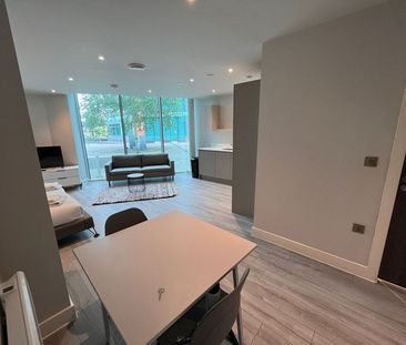 Wokingham Road - Photo 2