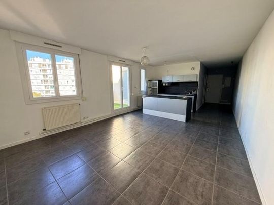 Location Appartement 3 pièces 66m² ST ETIENNE 42100 - Photo 1
