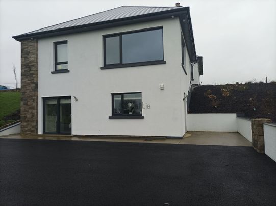 Apartment to rent in Galway, Claregalway, Cregboy - Photo 1