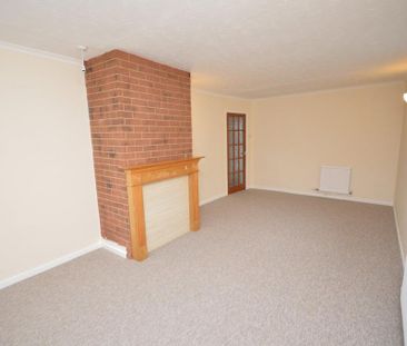 2 bedroom detached bungalow to rent - Photo 4