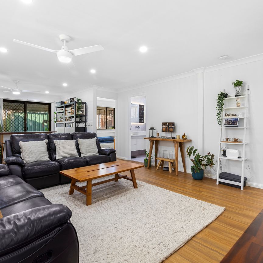 54A Toongabbie Road, Toongabbie NSW 2146 - House For Rent | Domain - Photo 1