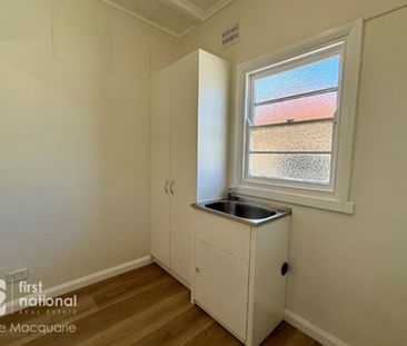 Freshly Renovated & Lawn maintenance included - Photo 5