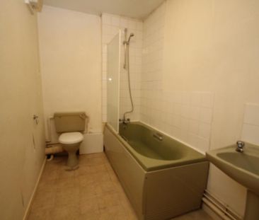 Studio to rent - Photo 6