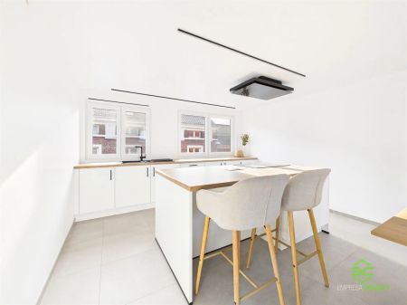 Instapklaar dakapp met 1 slpk in het centrum! - Photo 5