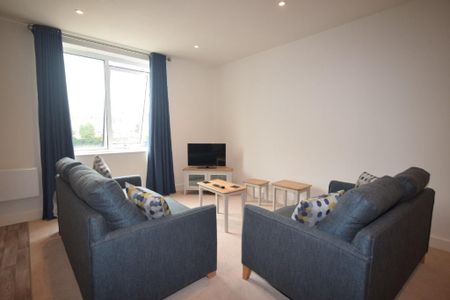 1 bedroom flat to rent - Photo 2