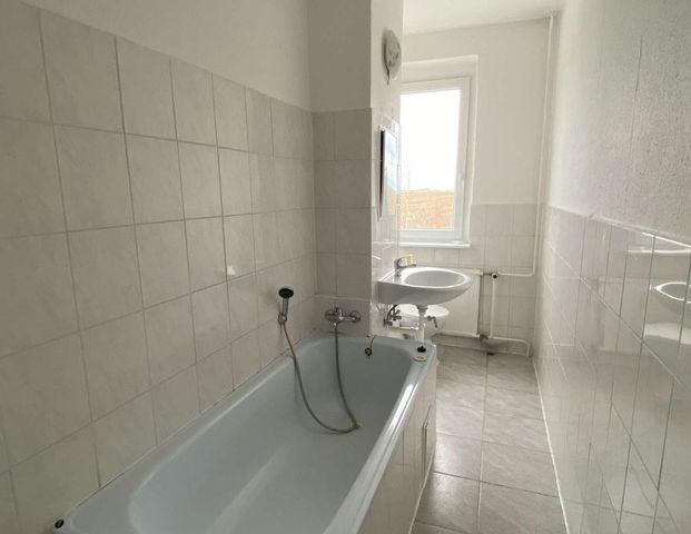 +++Charmante 3 Raum Wohnung wartet auf neue Mieter+++ - Photo 1