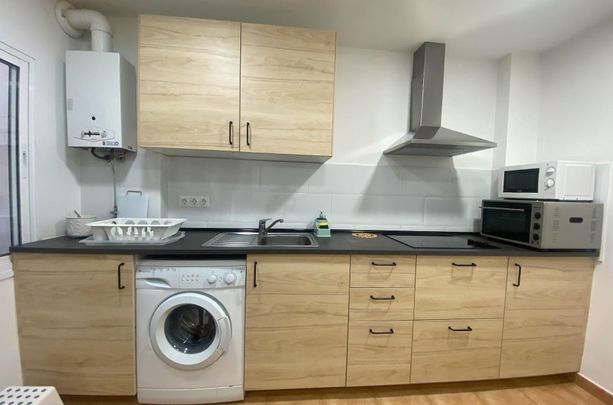 Apartamento de alquiler en Calle Abogado Federico Orellana Toledano, 11, Girón - Las Delicias - Photo 1