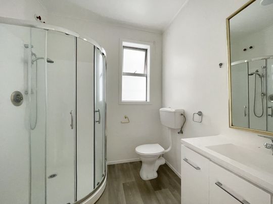 Convenient Terrace Living - Photo 1