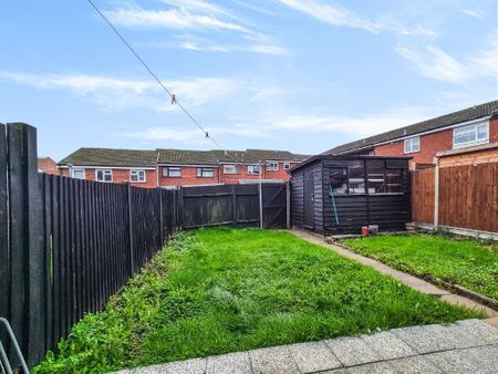 4 bedroom end terraced house to rent, - Photo 3