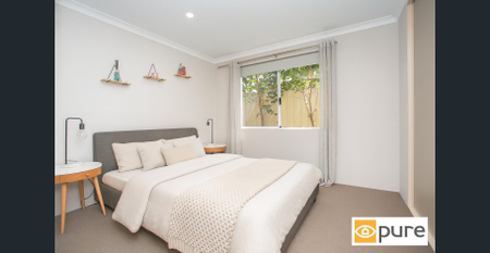 FURNISHED MODERN MAYLANDS APARTMENT - Photo 5