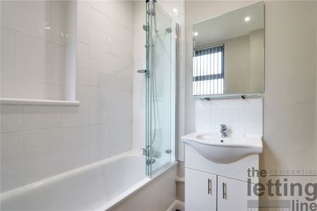 Lascotts Road, London, N22 8JN - Photo 4