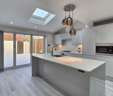 3 bedroom terraced house to rent - Photo 6