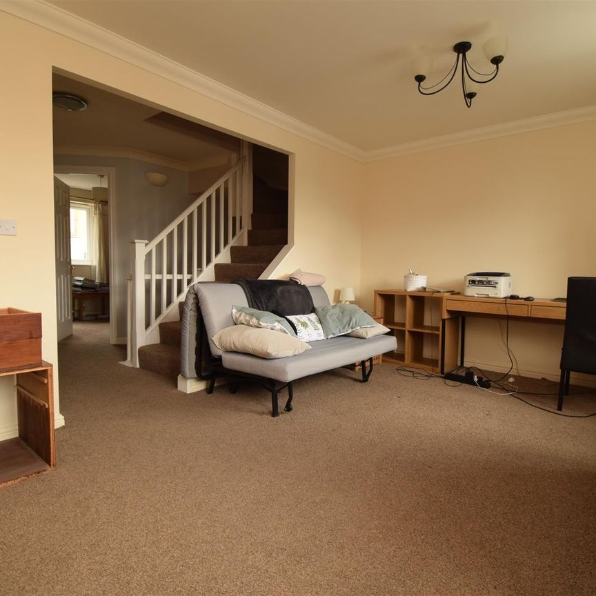 Cowslip Lane, Castleford - Photo 1