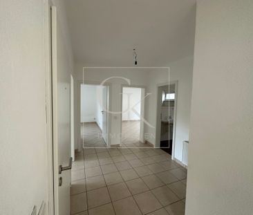 4-Zimmer-Wohnung mit Sicht auf Weinberge, Stadt , Calvarienberg und... - Photo 2