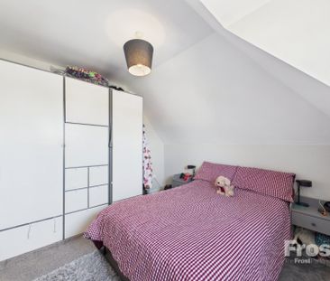 25a Summers Road, Burnham,SL1 - Photo 5