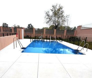 Alquiler de piso en Calle Macharaviaya, 1 - Photo 1