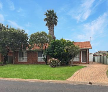 Three bedroom home in Avian Estate - Photo 4