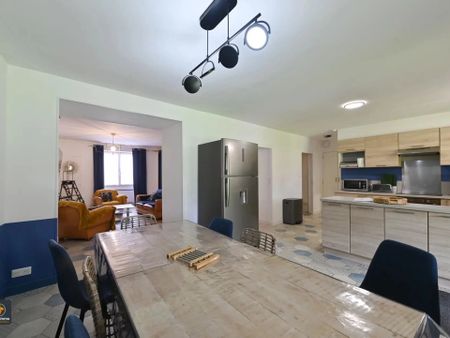 Location Propriété 8 pièces 131 m2 à Niort - Photo 3