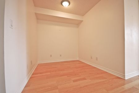 For Lease - 2391 Central Park Drive Unit# 804, Oakville, Ontario - Photo 5
