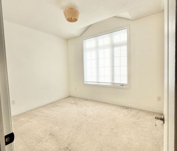 For Lease - 328 Roy Harper Avenue, Aurora, Ontario - Photo 1