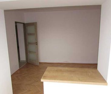 4 camere, renovat complet, partial mobilat, zona Piata Cipariu - Photo 2