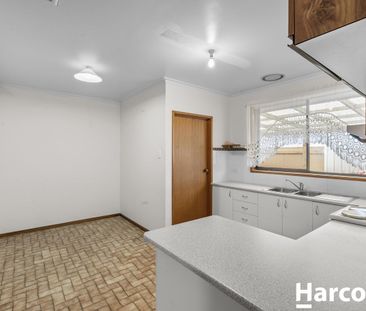 2 Bedroom Unit in Prime Location - Photo 3