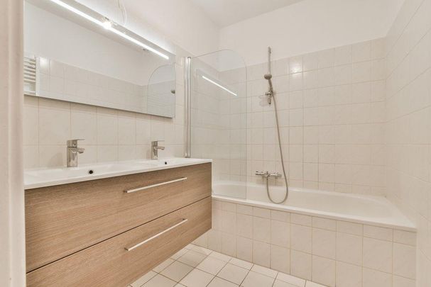 Pascalstraat 4 1, 1098 PB, Amsterdam - Photo 1