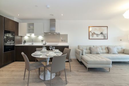 2 Bed Flat, Charcoal, M5 - Photo 3