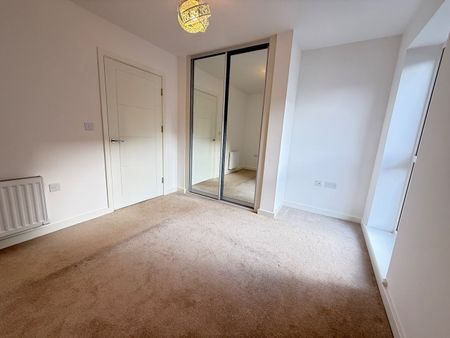 1 Bed Flat, Flatts Close, BS34 - Photo 4