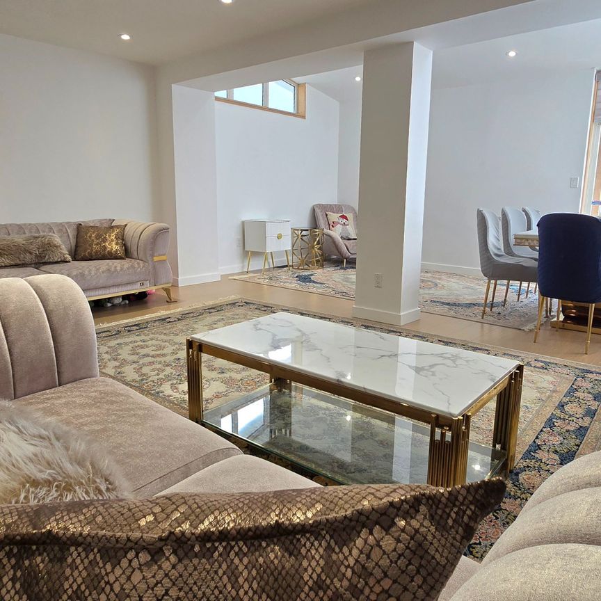 For Lease - 123 Kersey Crescent Unit# MAIN & SECOND FLOORS, Richmond Hill, Ontario - Photo 1