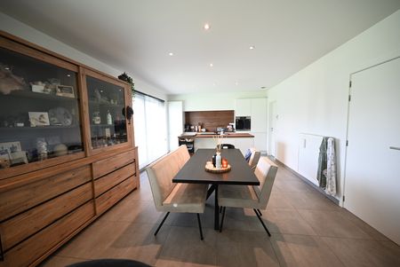 Stijlvolle VRIJSTAANDE nieuwbouwwoning met TUIN en GARAGE! - Foto 2