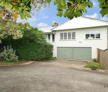 21 Castle St, Fairfield QLD 4103 - Photo 3