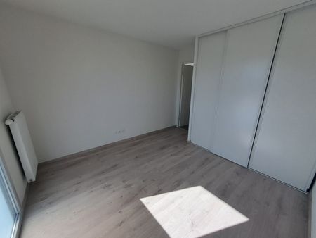Location Appartement 2 pièces 41m² MONTRABE 31850 - Photo 3