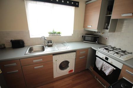 2 bedroom flat to rent - Photo 5